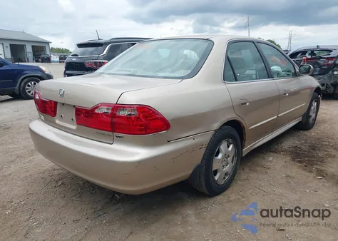 2001 Honda Accord 3.0 Ex z USA, uszkodzony, nr VIN 1HGCG16531A085429